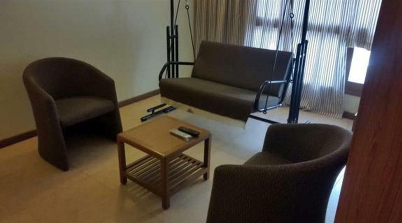 P M Regency Hotel Βαντοντάρα Εξωτερικό φωτογραφία